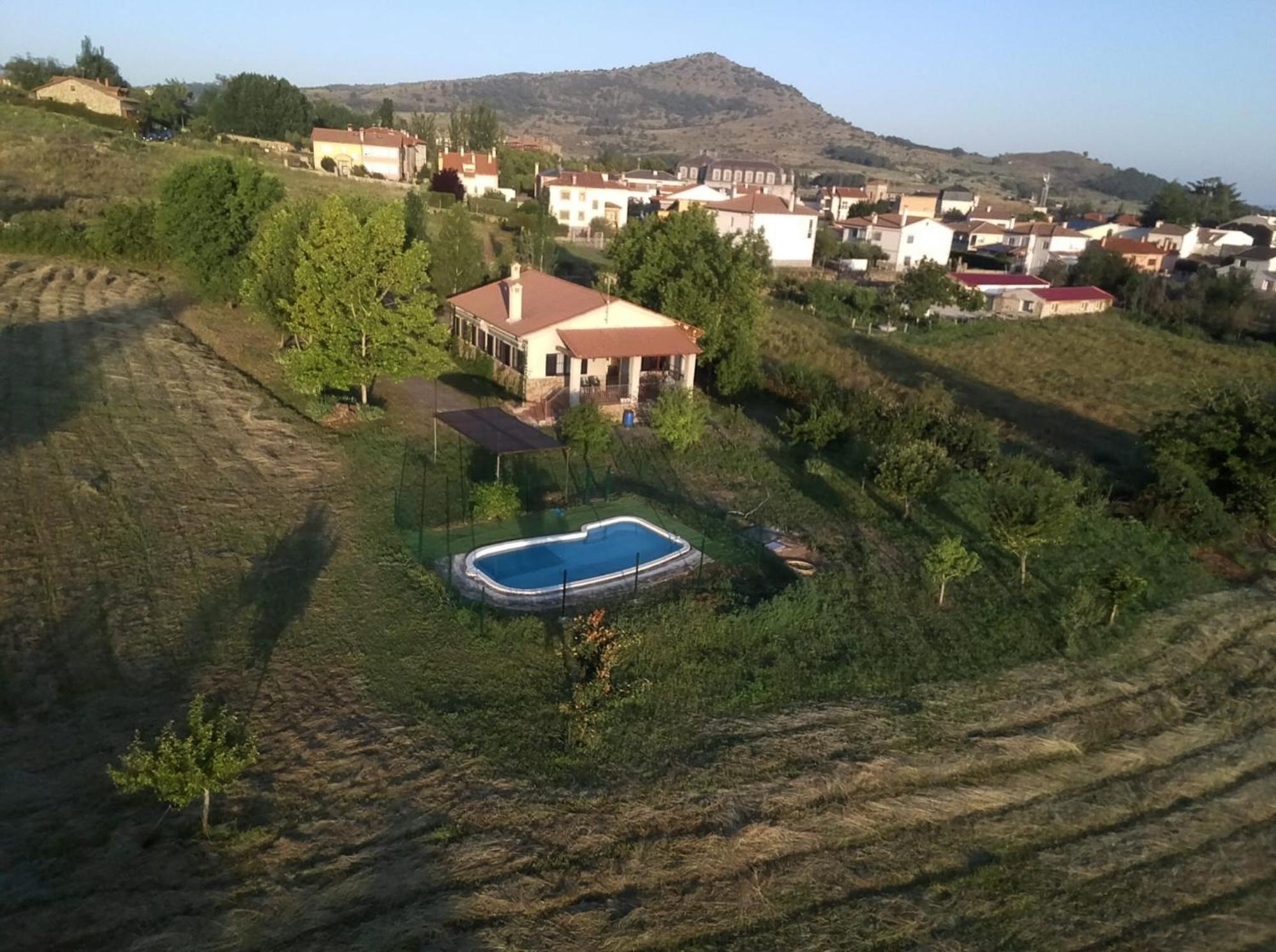 La Casa De La Parcela Piedrahíta Kültér fotó